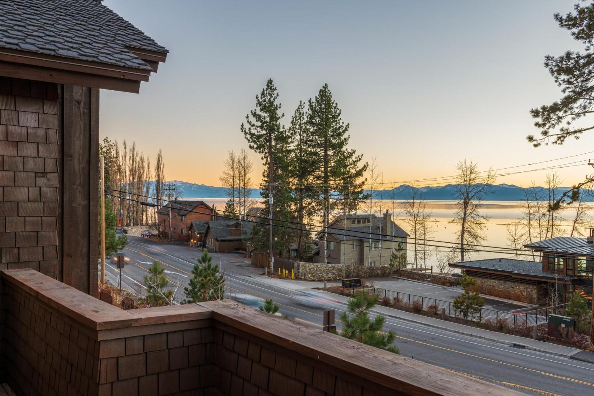 Atkinson By Avantstay Lake Front Home W Stunning Views In Tahoe Vista Exterior photo